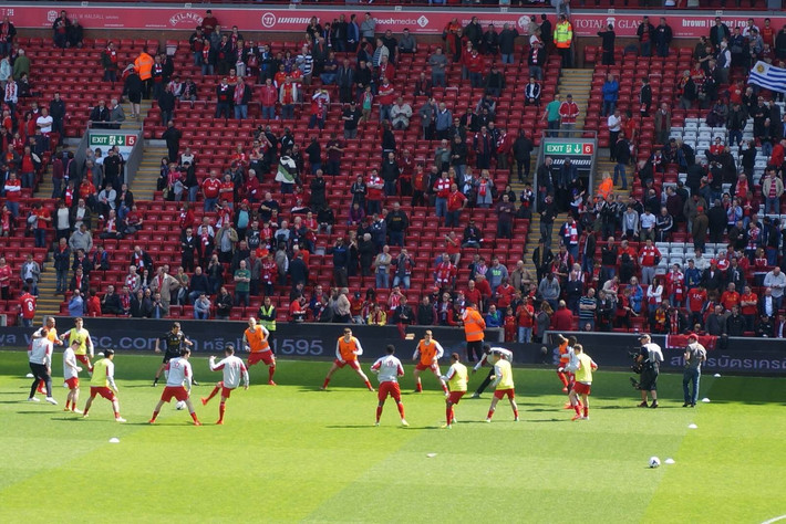 阿斯跟队：弗里克已制定好计划，希望在年底前夺回西甲榜首（阿斯记者：弗里克已拟定方案，力争年底前重返西甲榜首）