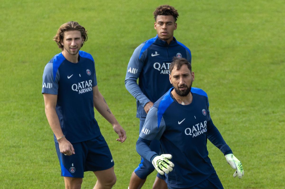 RMC：英超豪门和皇马巴萨都在关注马赛中锋罗比尼奥-瓦斯（RMC：皇马、巴萨与多支英超豪门均在关注马赛中锋罗比尼奥-瓦斯）