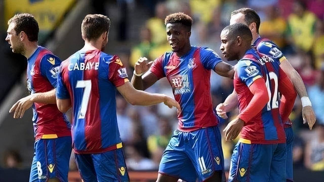 哈兰德自曝：女友看球看到“吐”，靠烹饪、玩游戏维系感情（哈兰德坦言：女友看球会难受到想吐，我们靠做饭和打游戏维系感情）