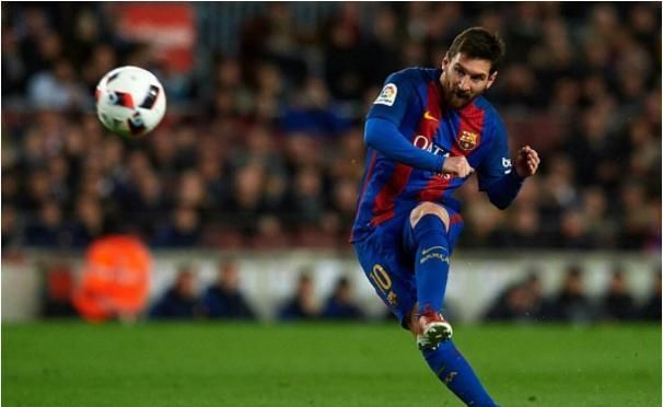 于帕梅卡诺：我对赛季首球很满意，续约与否与钱无关（于帕梅卡诺满意赛季首球：续约与金钱无关）