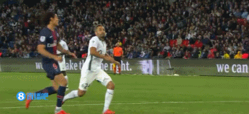 德天空：拜仁目前对格里马尔多没兴趣，夏窗不太可能引进他