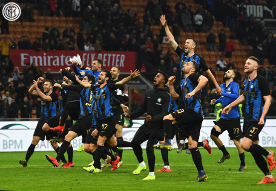 奥林匹亚科斯中场：皇马是世界最强球队之一，为我们感到自豪（奥林匹亚科斯中场：皇马位列世界顶尖强队，我们为球队感到自豪）